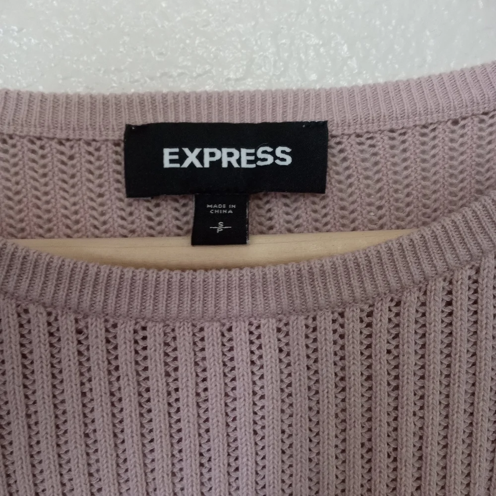 Express Ribbed Knit Puff Sleeve Soft Pale Mauve Top - Picture 3 of 8